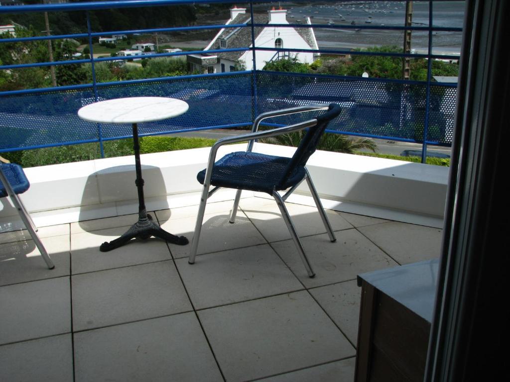 L'Escale Evel Er Ger Bed & Breakfast Locquirec Room photo